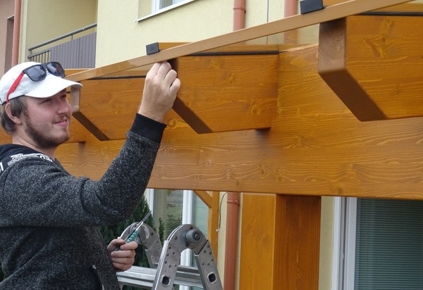 Pergola maintenance