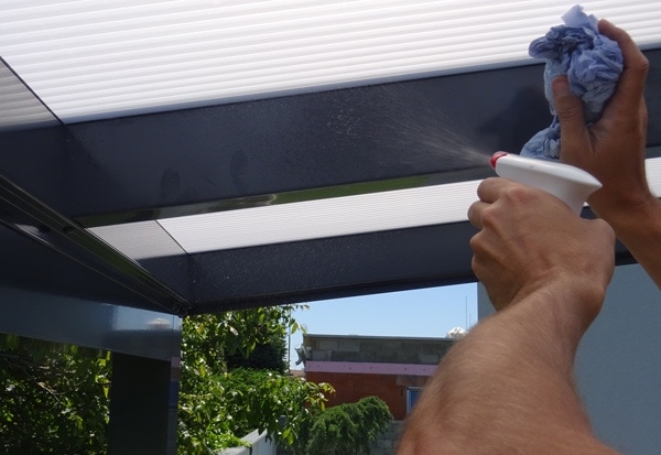 Aluminium pergola maintenance