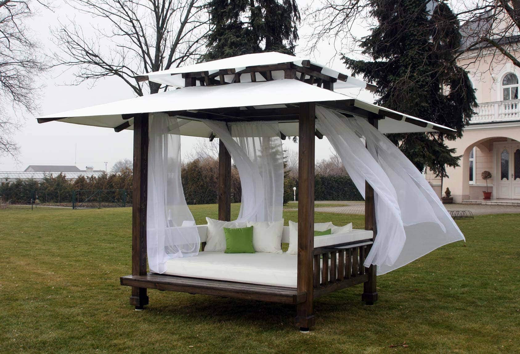 Oasis gazebo