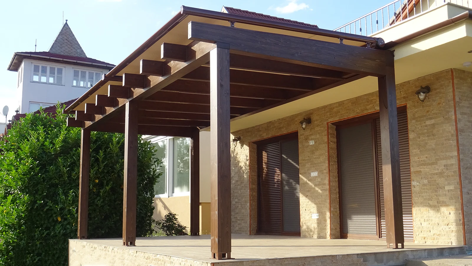 Fenix wooden pergola