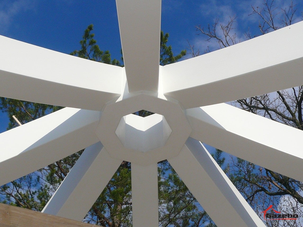 Victoria wooden gazebo – installation