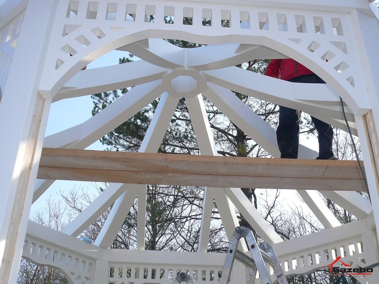 Victoria wooden gazebo – installation