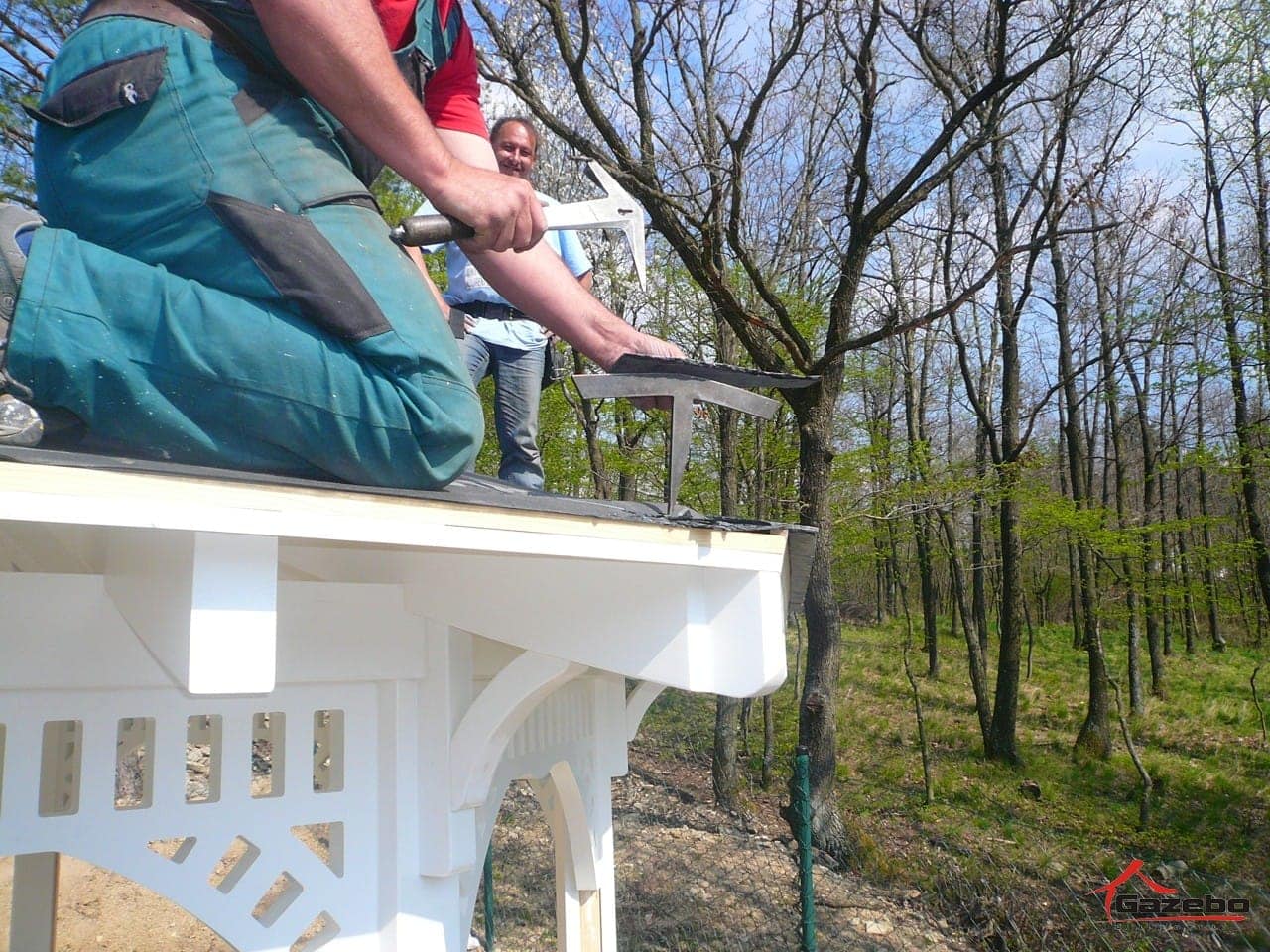 Victoria wooden gazebo – installation