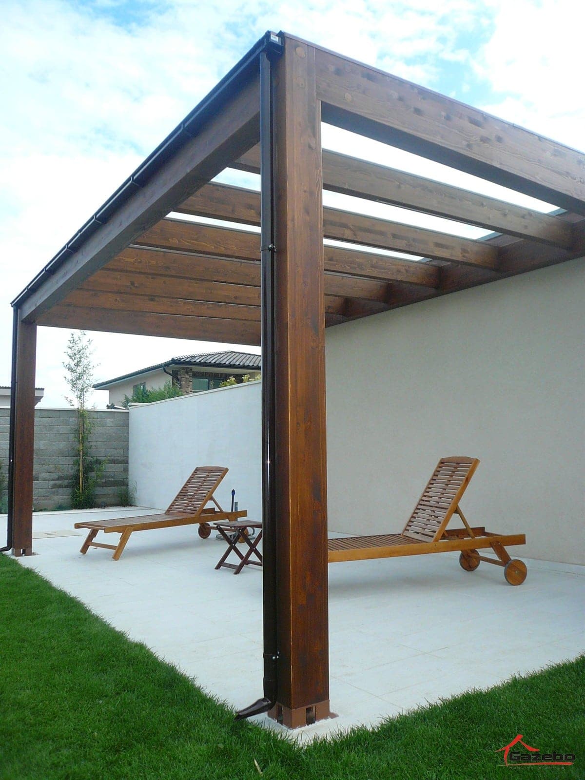The finished Milano wooden pergola