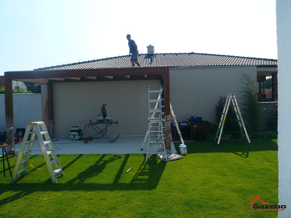 Fitting the gasket onto the Milano wooden pergola