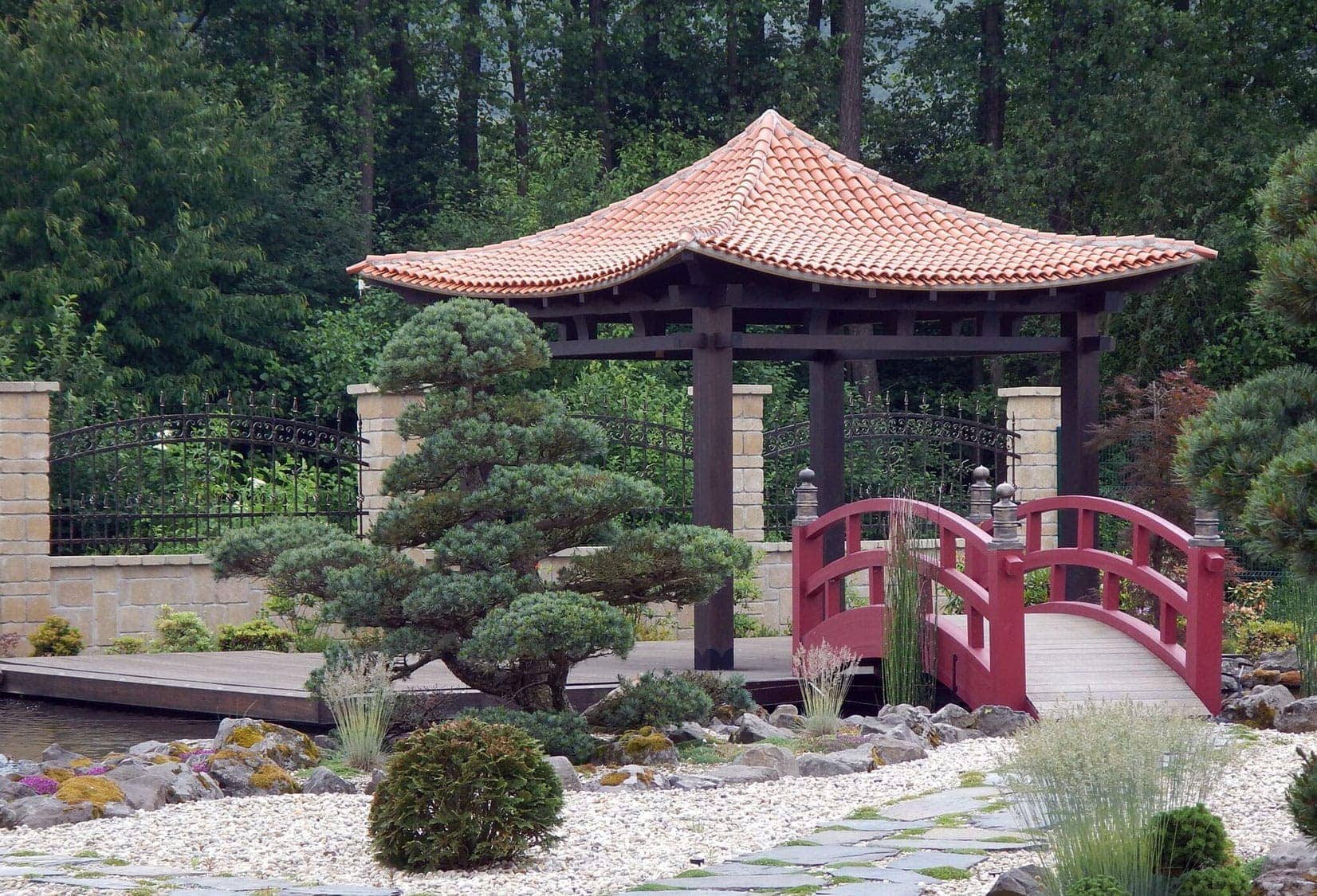 Hinode garden gazebo