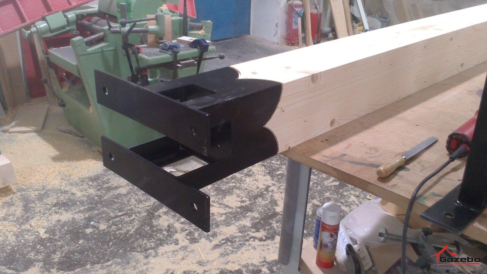 Building the Hinode Japanese gazebo