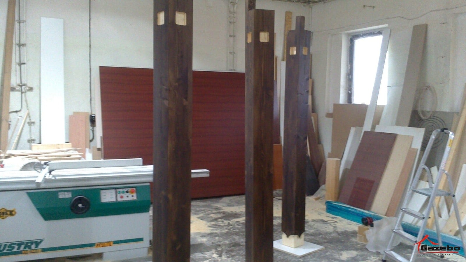 Building the Hinode Japanese gazebo