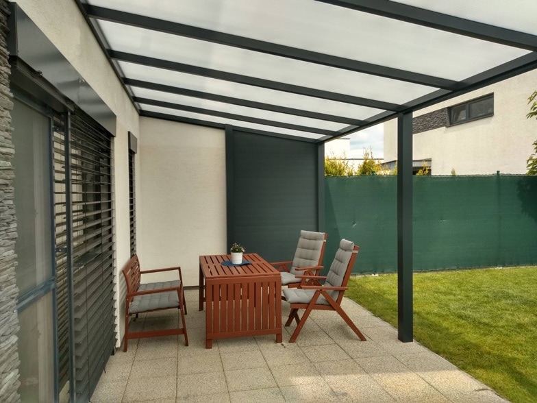 Basic Class pergola with a polycarbonate roof