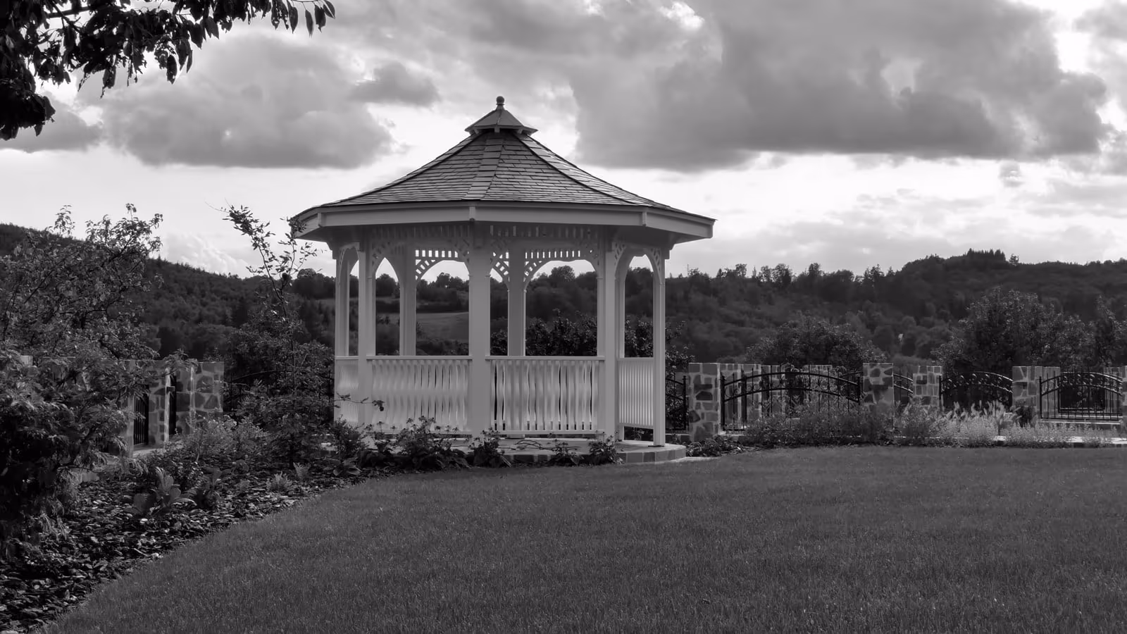 Custom garden gazebo by Gazebo s.r.o.