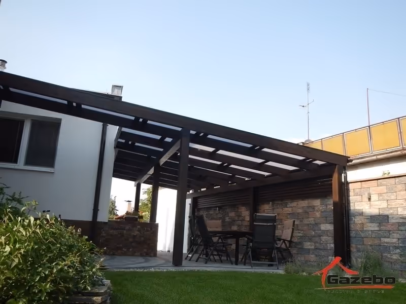 Wooden pergola Paris