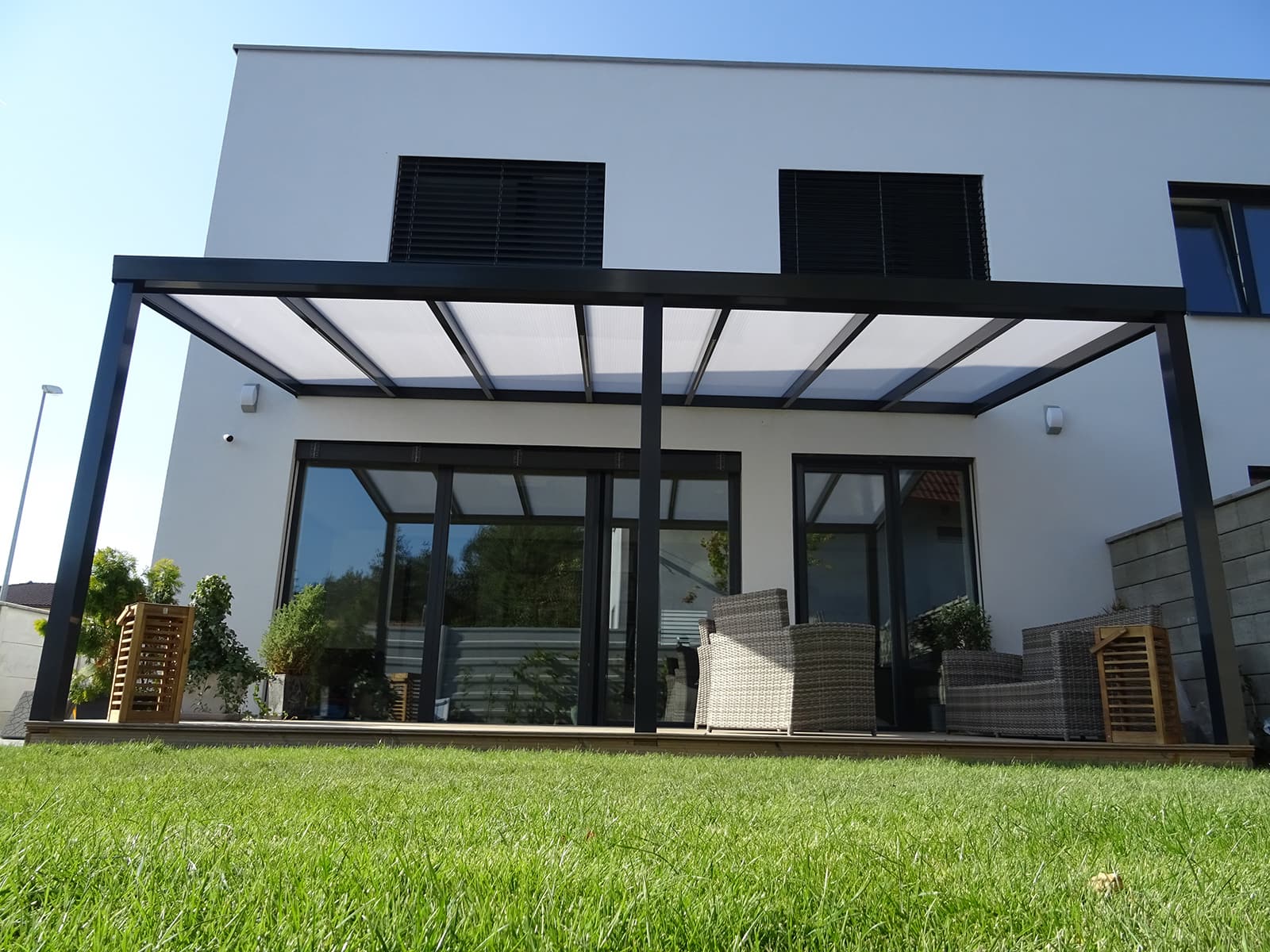 pergola-economic-jarovce-po-1.jpg